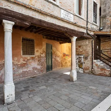 Ca' Del Pistor * Venise